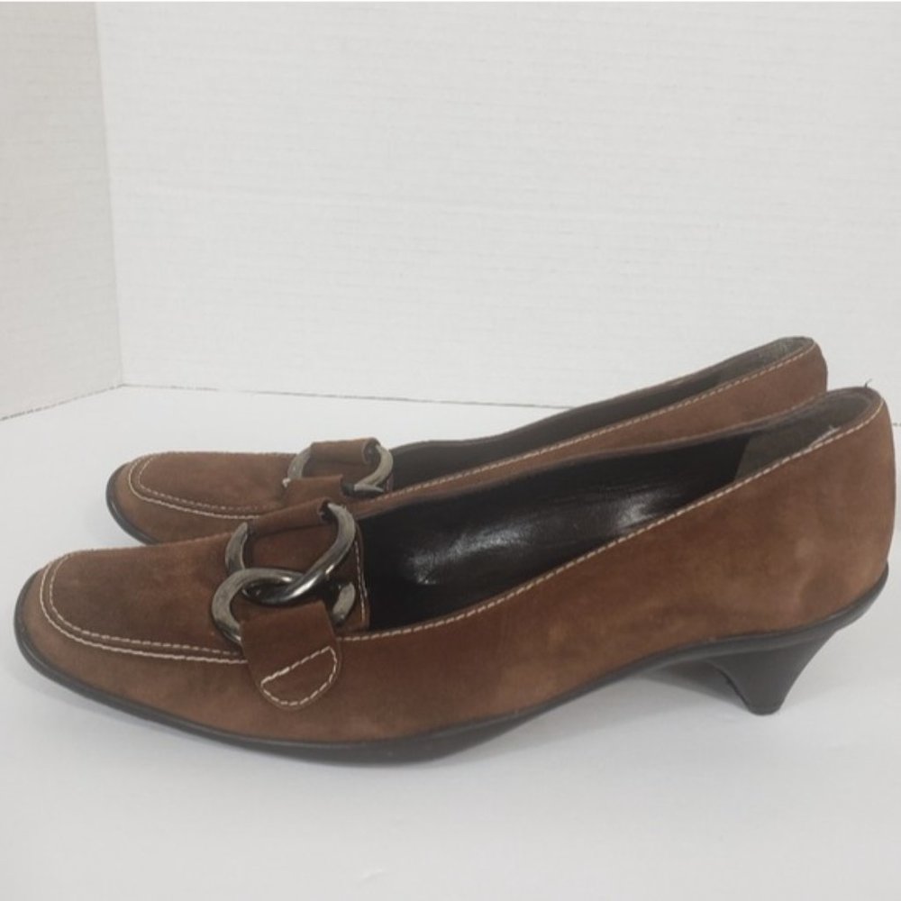 Stuart Weitzman Women's shoes. - Picture 6 of 10